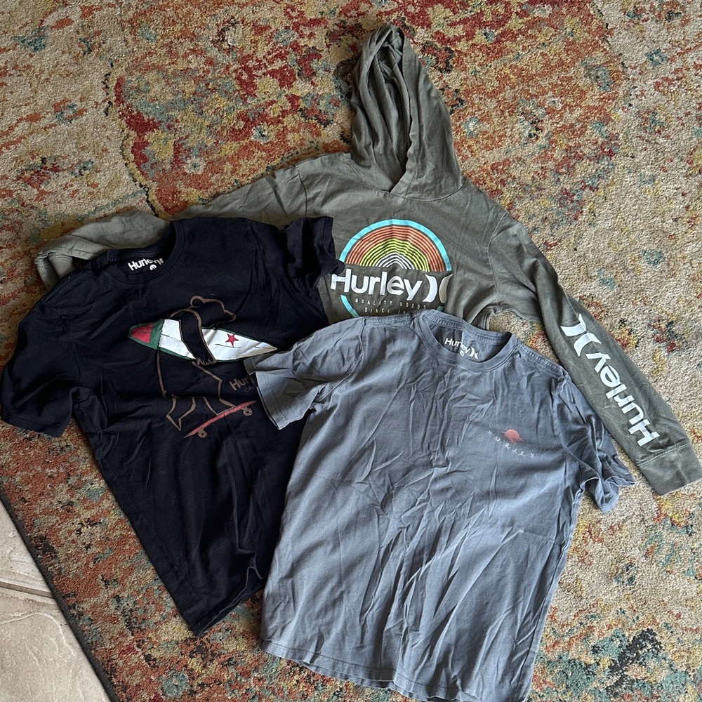 3 Hurley Multicolor Graphic Hoodie T-shirt and T-Shirt Set